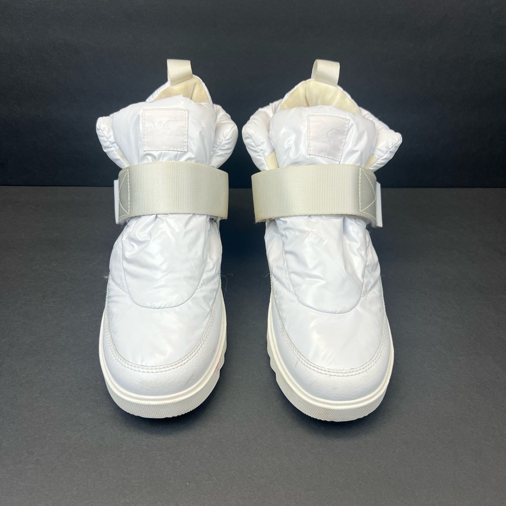 Sorel White Puffer Ankle Boots with Strap